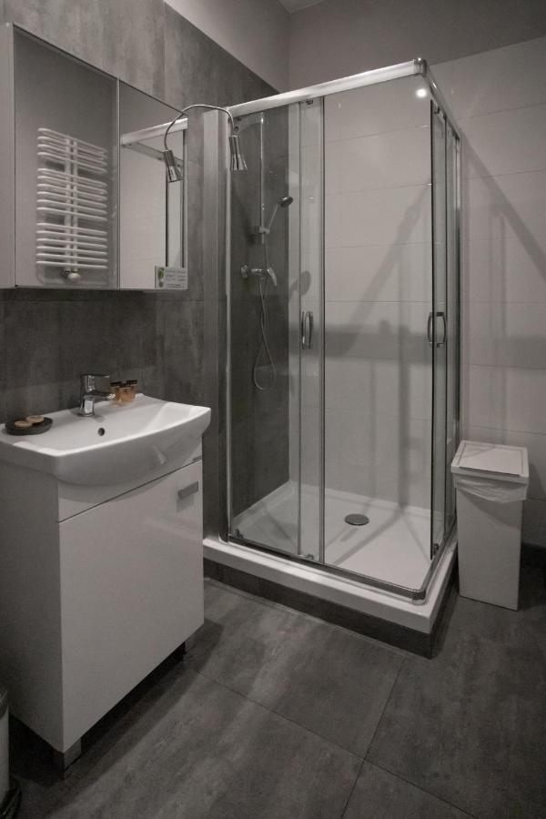 לודז' Apartament Apretura By Good Time מראה חיצוני תמונה